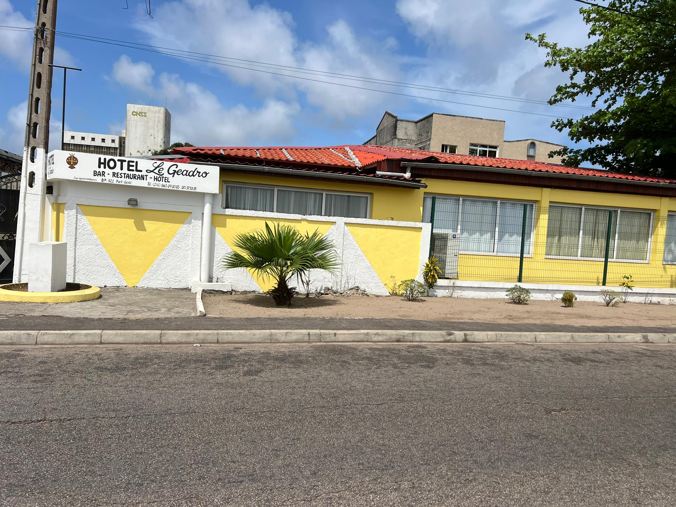 Vue sur Port-Gentil depuis le Geadro Hotel